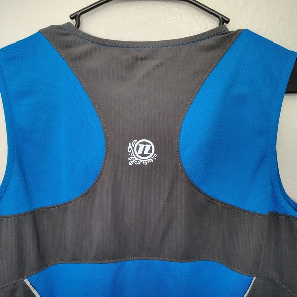 Novara Cycling Jersey Mens Medium Blue Gray Sleeveless Rear Pockets 1/2 Zip - Picture 9 of 10